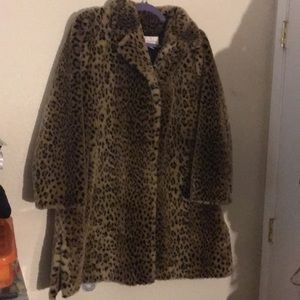 Faux  Leopard fur coat